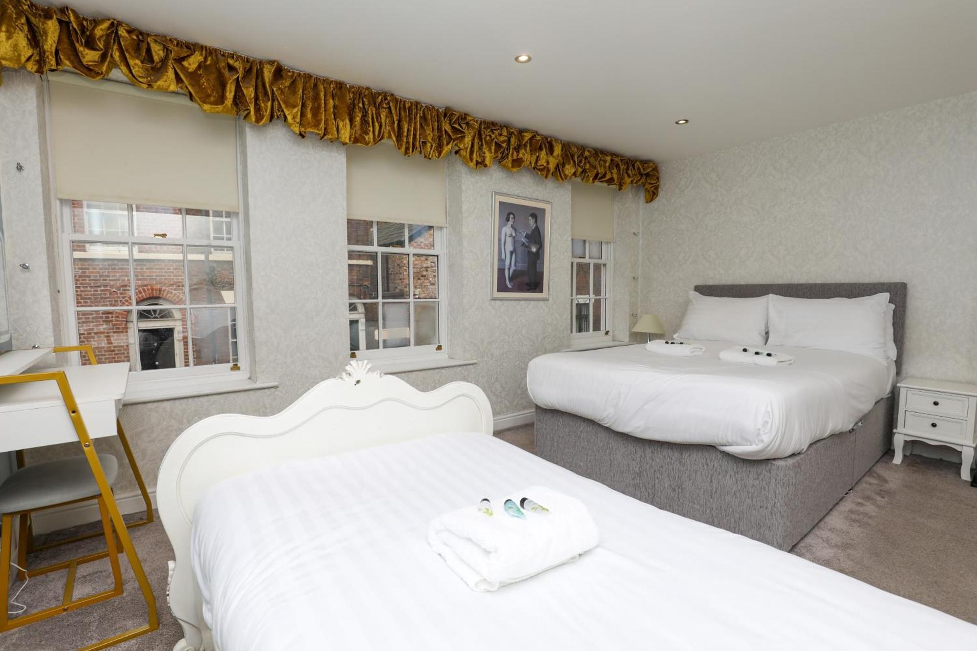 The Captains House Liverpool Bagian luar foto